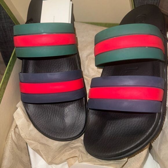 Men’s Gucci Rubber Double Strap Sandal Slide - Picture 2 of 7